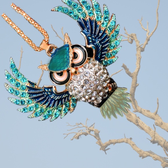 Owl Wide Wing-Spread Blue Crystal Rhinestone Pendant/Necklace-Betsey Johnson NWT - Picture 2 of 7